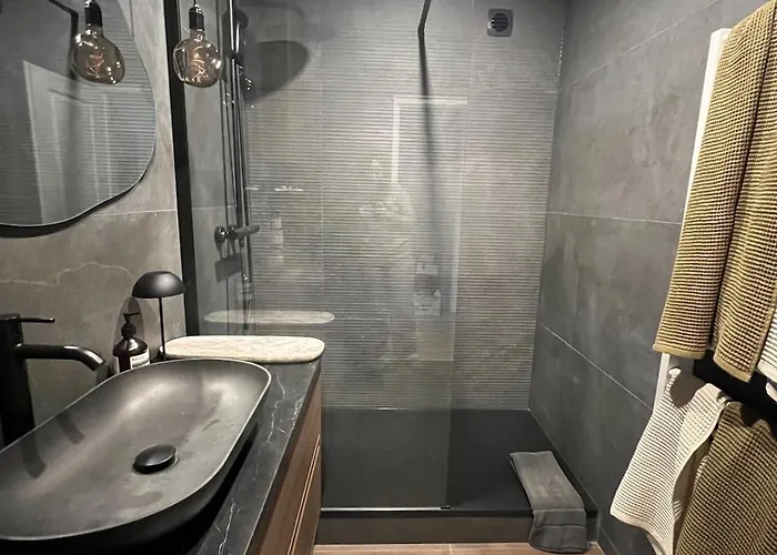 Luxury And Comfortable