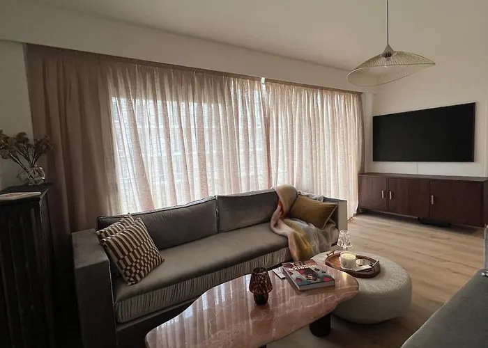 아파트 Luxury And Comfortable 쀼또